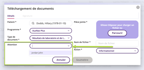 Flèche indiquant où la liste déroulante d'attention sélectionnera l'utilisateur associé à la facilité spécifique du patient.